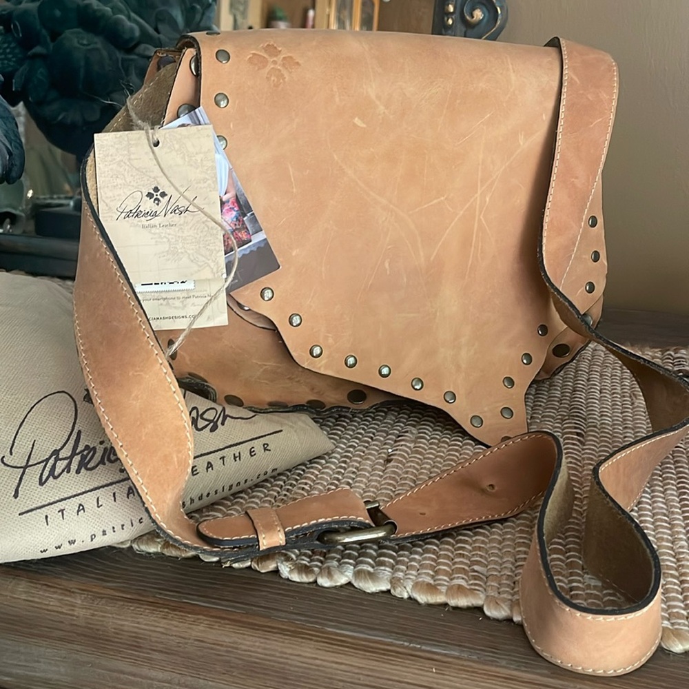 Patricia Nash Studded Saddle Bag Shoulder / Messenger Handbag NWT